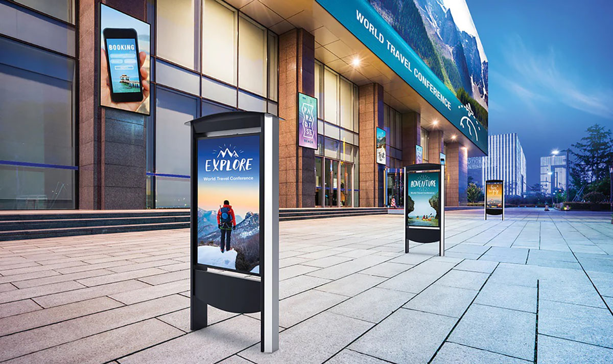 Vertical digital signage-3